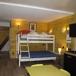 T1 Bis Cosy Avec Patio 17 Bis Tourbes