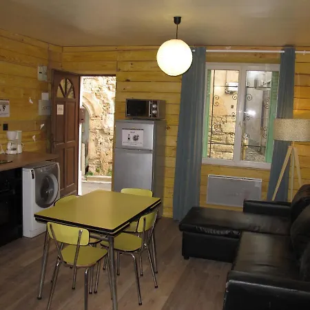 T1 Bis Cosy Avec Patio 17 Bis Tourbes