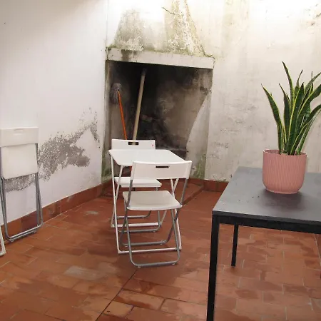 T1 Bis Cosy Avec Patio 17 Bis *